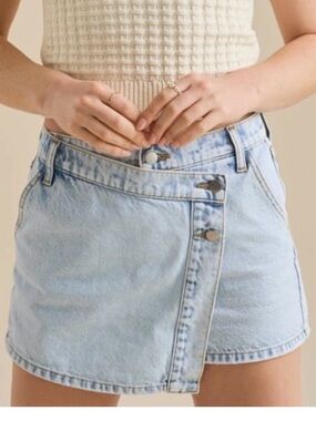 ARULA (Altar’d State) Light Wash Denim Wrap Mini Skirt NWT